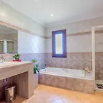 Cocou Villa